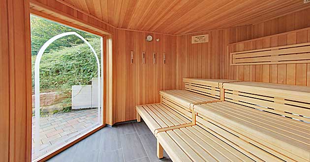 Kurzurlaub Wellness im Hotel im Rheingau zwischen Geisenheim am Rhein, Rdesheim, Schloss Johannisberg, Eberbach und Wiesbaden in Hessen.